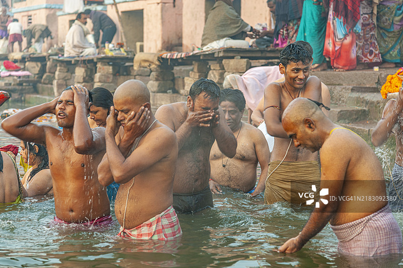 瓦拉纳西，达萨斯瓦梅德码头图片素材