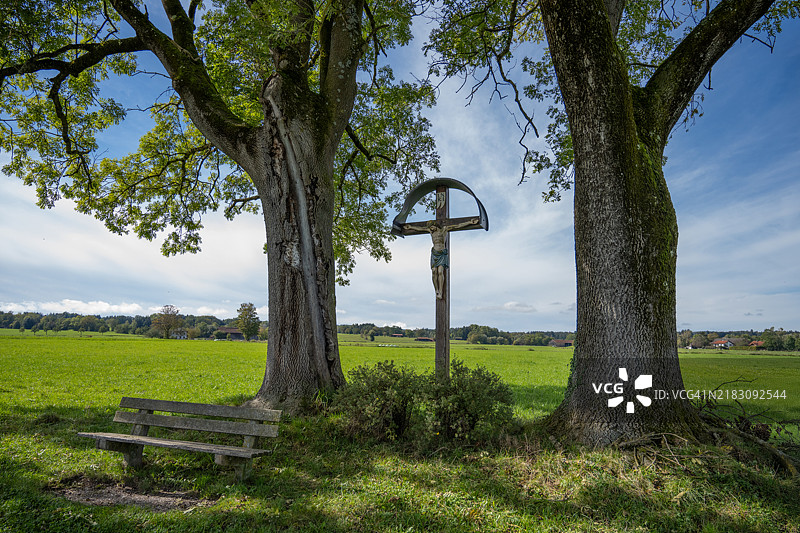 田野交叉图片素材