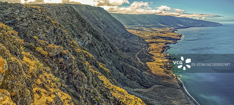 埃尔希罗火山口边缘的风景图片素材