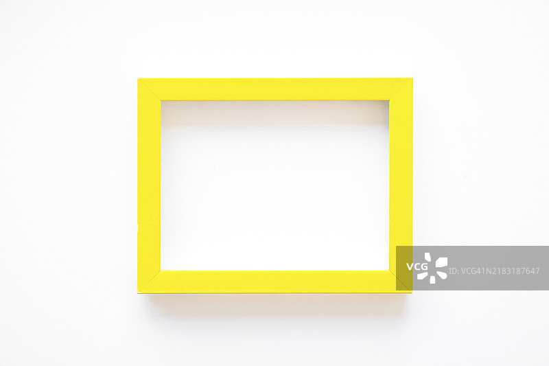 黄色框架白色图片素材