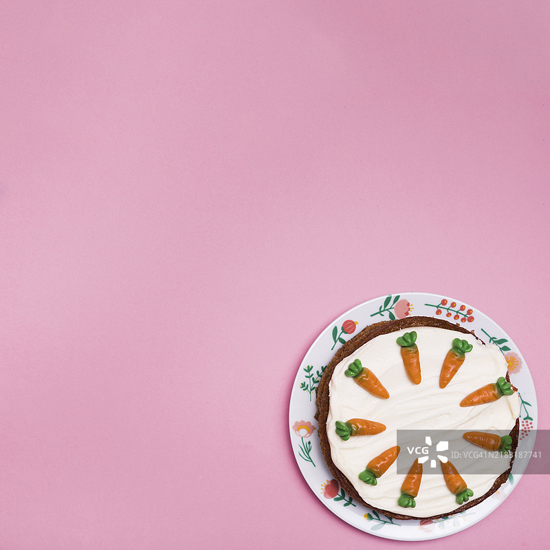 美味蛋糕盘的俯视框架图片素材