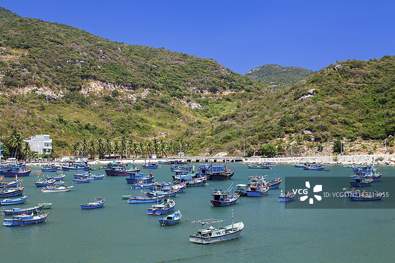 越南宁顺省文海湾的渔船，亚洲图片素材