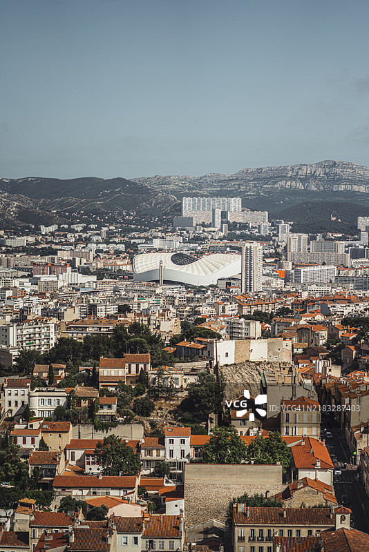 马赛市中心的街景和历史地标图片素材