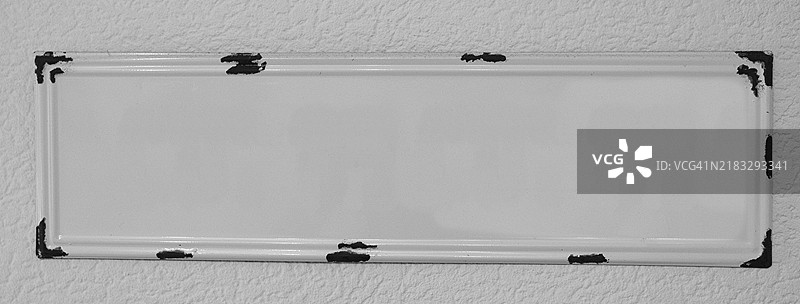 空白白色标志，适合自定义设计，背景为白色图片素材