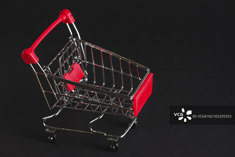 玩具超市购物车图片素材