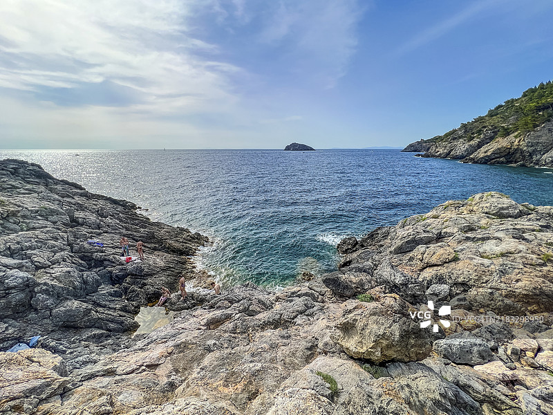 阿根廷岛后方的卡拉德尔博韦浴场，蒙特阿根廷，托斯卡纳图片素材