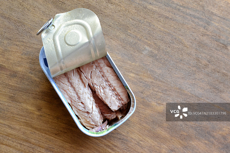 橄榄油罐装鱼 - 重要的“高贵”蛋白质来源图片素材