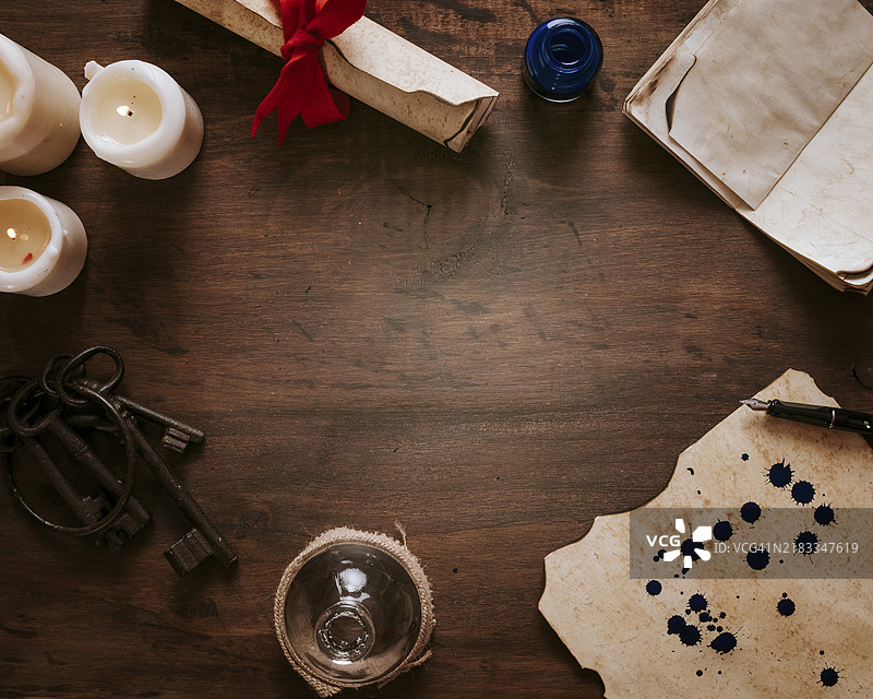 蜡烛和羊皮纸的边框图片素材