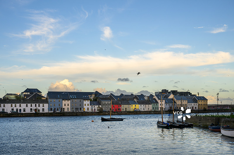 爱尔兰戈尔韦的克拉达在日落时分图片素材