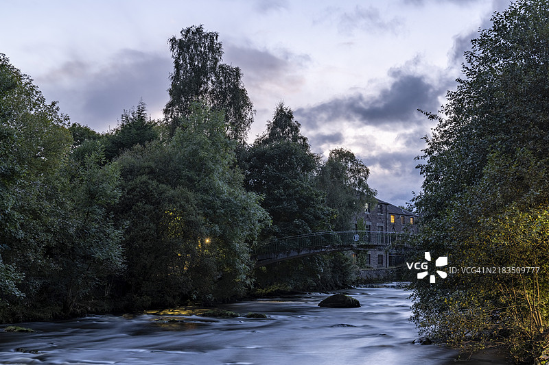 米尔法院和仙女桥，邓布兰，佩斯郡，苏格兰，联合王国，欧洲图片素材