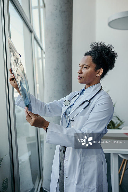 检查X光片图片素材