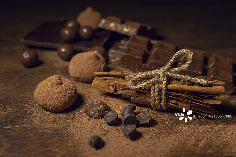 可可粉与各种巧克力类型图片素材