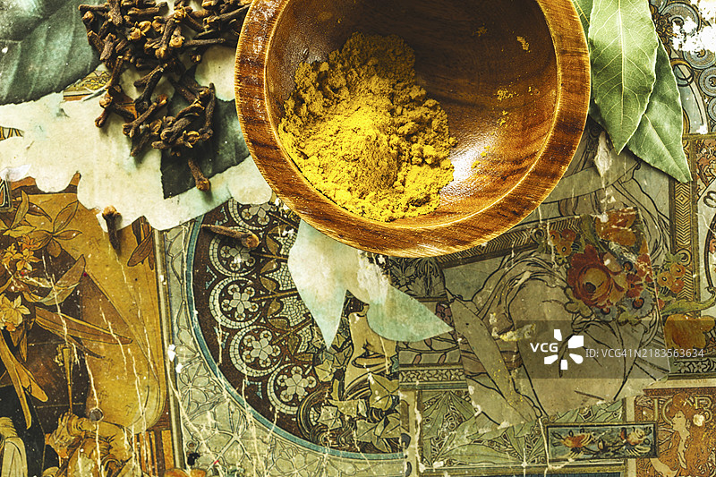 姜黄与丁香、月桂叶相邻图片素材