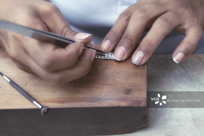 珠宝手工艺女性与企业家图片素材