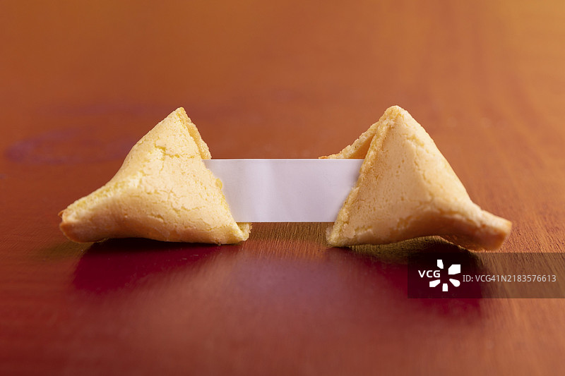 特写的中国新年幸运饼干图片素材