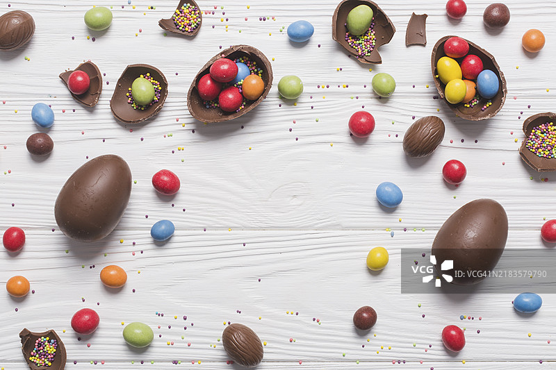 美味的复活节甜点组合图片素材