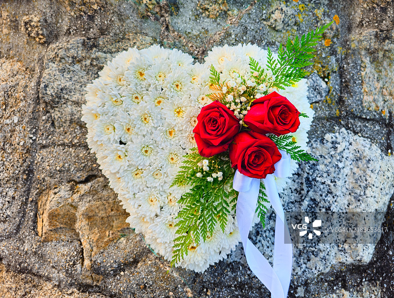 心形花卉布置图片素材