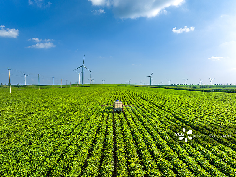 风电场与农业生产图片素材