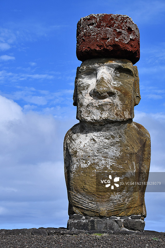 拉帕努伊（复活节岛，智利）的阿胡·通加里基摩艾石像图片素材