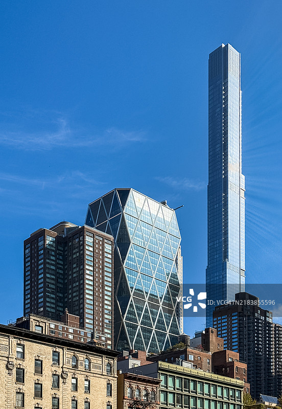 哥伦布圆环周围的现代建筑图片素材