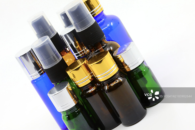 时尚的天然精油美容产品图片素材