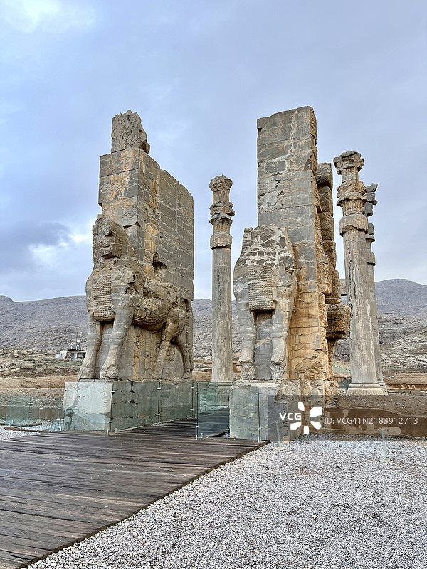 波斯波利斯遗址，古代阿契美尼德王朝的仪式首都，位于伊朗法尔斯省的设拉子附近图片素材