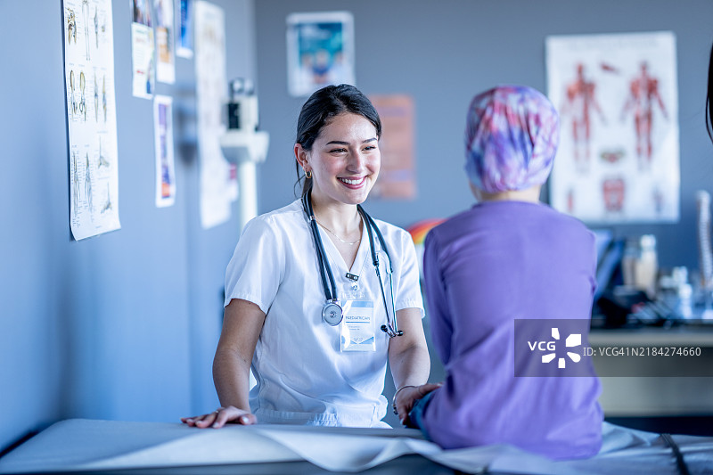 儿童肿瘤科检查图片素材