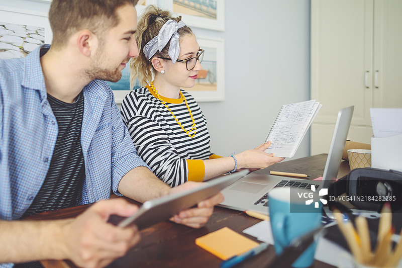 在家工作 - 家庭办公室图片素材