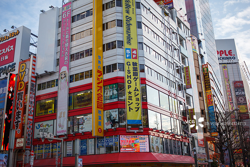 东京秋叶原的冬季氛围图片素材