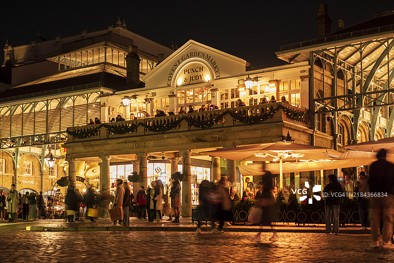伦敦西敏寺考文特花园市场的拳击与朱迪酒吧。图片素材