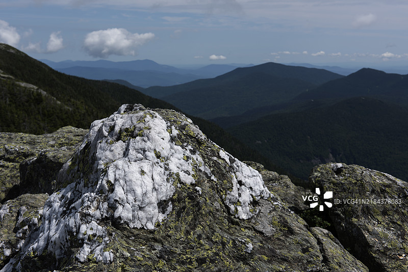 佛蒙特州的山脉与天空的美丽景色， 美国图片素材