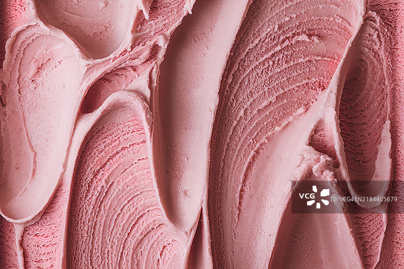 粉红红色冰淇淋或冷冻甜点的特写视图图片素材