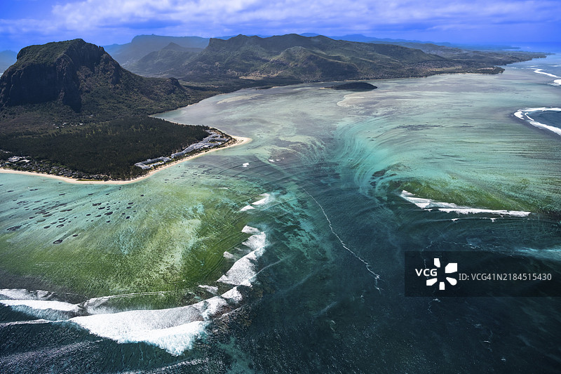 水下瀑布，光学幻觉，自然现象，鸟瞰图，礁石，珊瑚礁，边缘礁，勒莫尔布拉班特，南海岸，印度洋，岛屿，毛里求斯，非洲图片素材