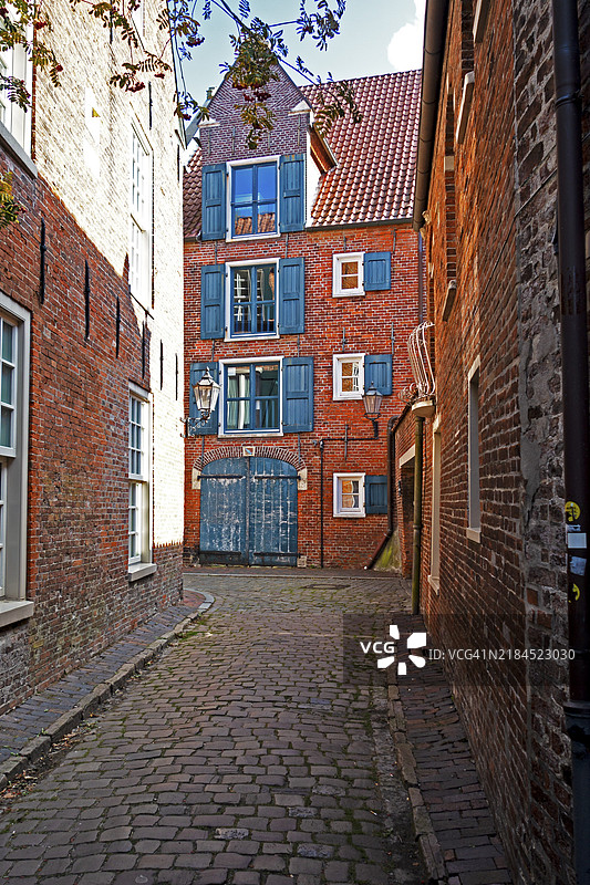 威尔赫尔米宁巷，老城区，莱尔，东弗里斯兰，下萨克森，德国，欧洲图片素材
