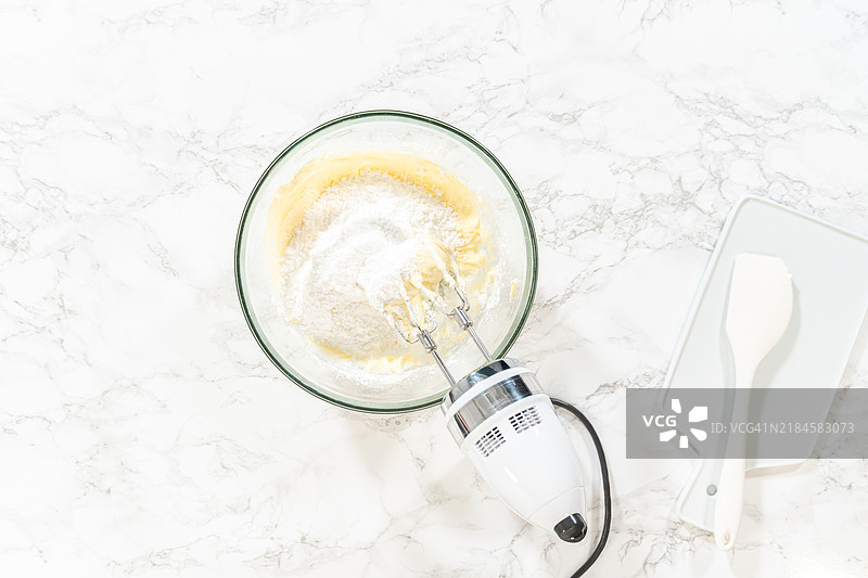 美味的自制南瓜圆环蛋糕食谱图片素材