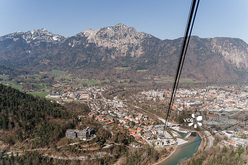 冬季从普雷迪格斯图尔缆车俯瞰巴德赖兴哈尔的景色图片素材