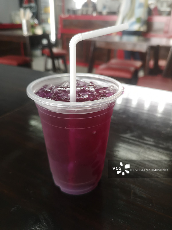 蜂蜜柠檬蝶豆花茶图片素材