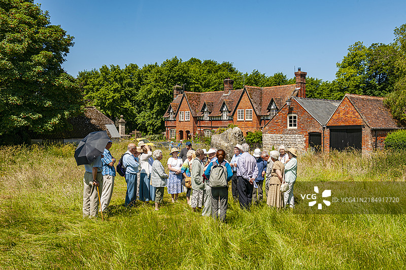 英格兰，艾夫伯里巨石遗址。图片素材
