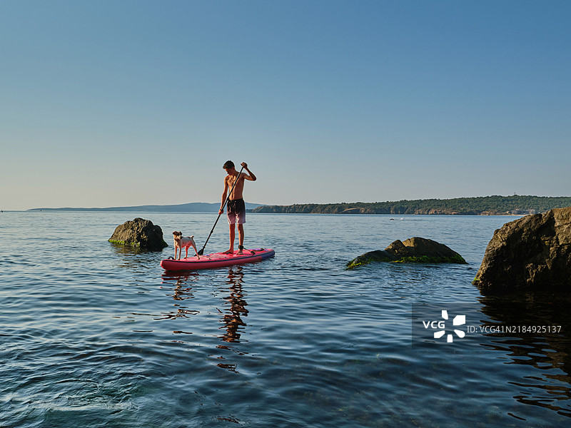 立式划水冲浪图片素材