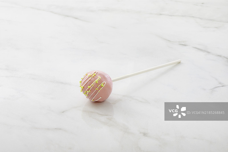 草莓奶油蛋糕棒图片素材