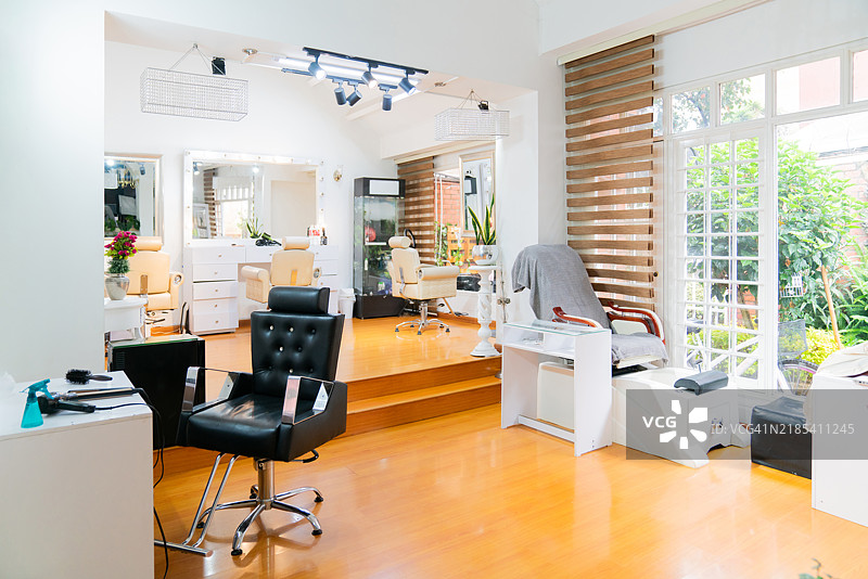 空荡荡的美容院图片素材
