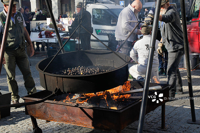烤栗子图片素材