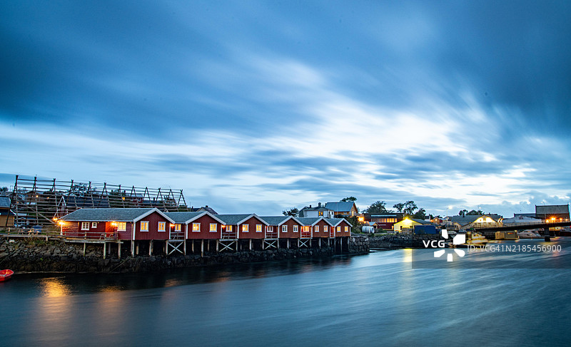 来自挪威北部洛弗敦群岛美丽的斯维尼亚图片素材