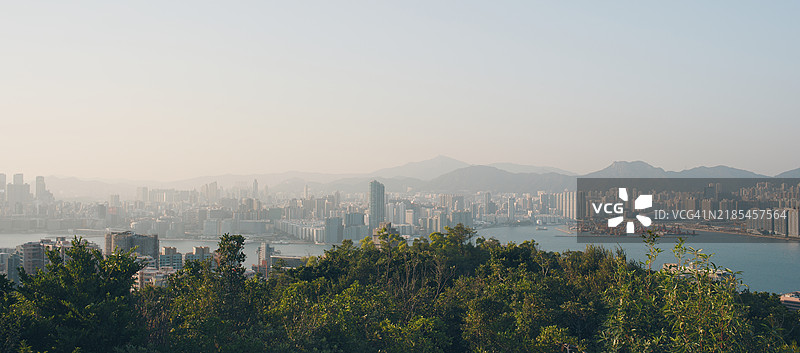 从香港的布雷马山俯瞰东九龙，香港岛，香港图片素材