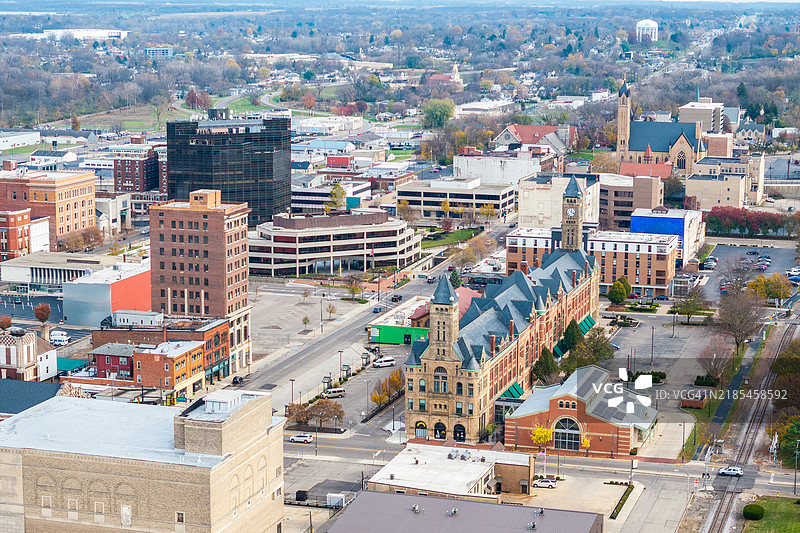 俄亥俄州斯普林菲尔德城市景观无人机视角图片素材