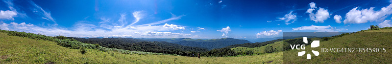 天空下的全景风景图片素材