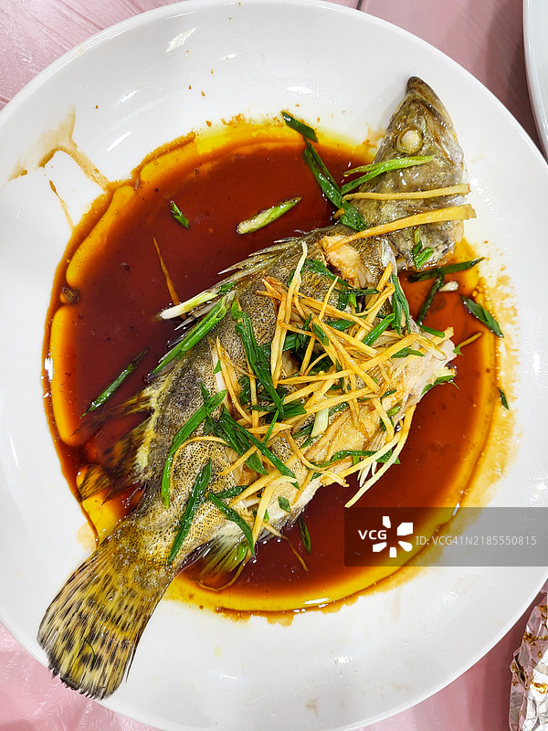 清蒸鲈鱼图片素材