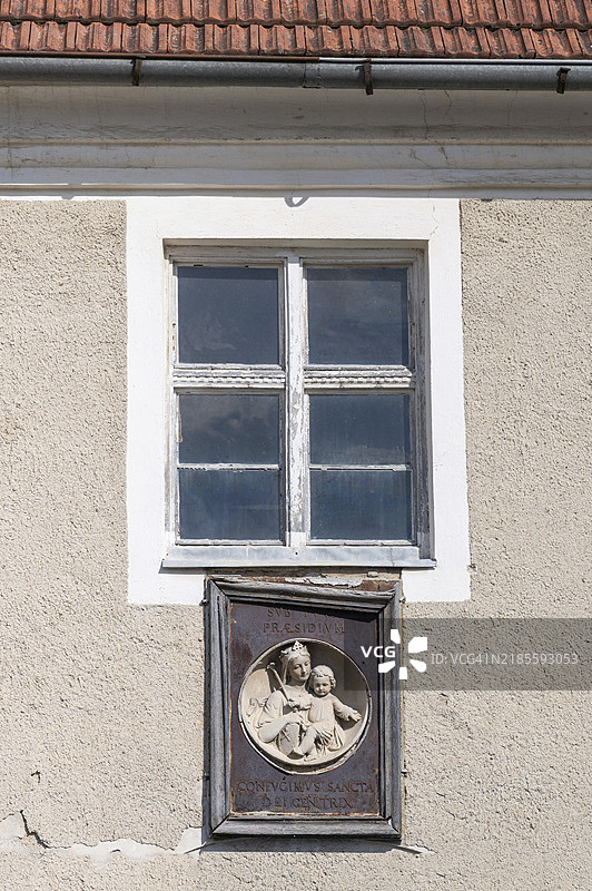 维滕豪森多米尼加修道院墙上的玛丽安文化,12世纪,德国巴伐利亚州卡梅尔塔尔维滕豪森。图片素材