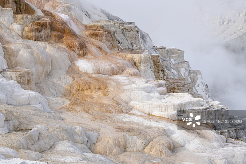 温泉梯田图片素材