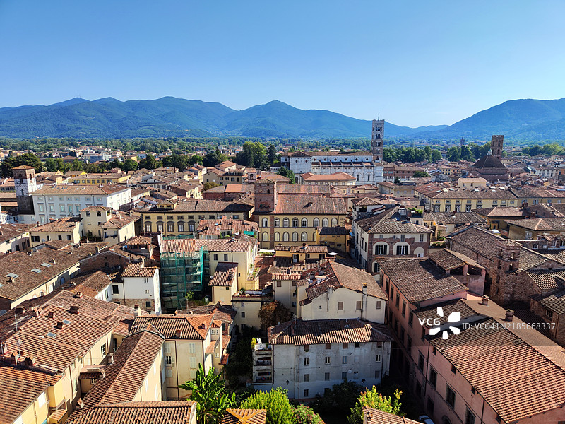 从吉努吉塔俯瞰卢卡，托斯卡纳图片素材